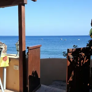 la-casita-de-la-playa-igueste.in-canary-islands.com/