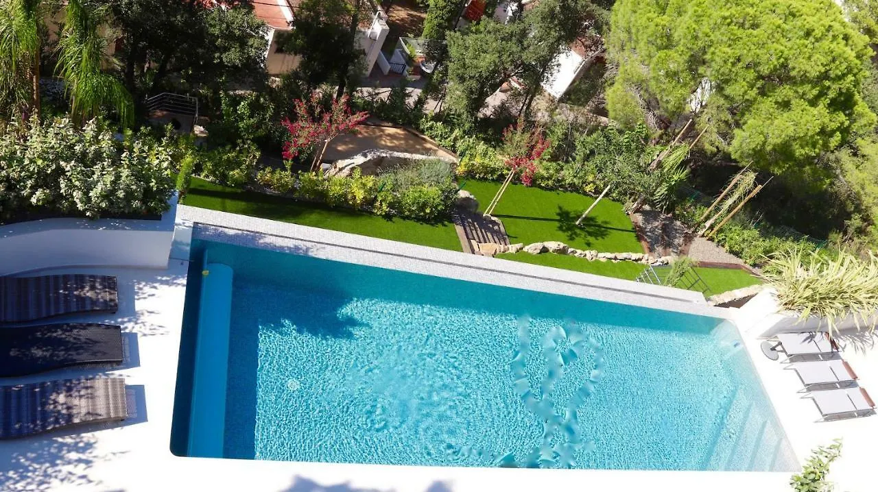 Castell Blau Appartement Roses